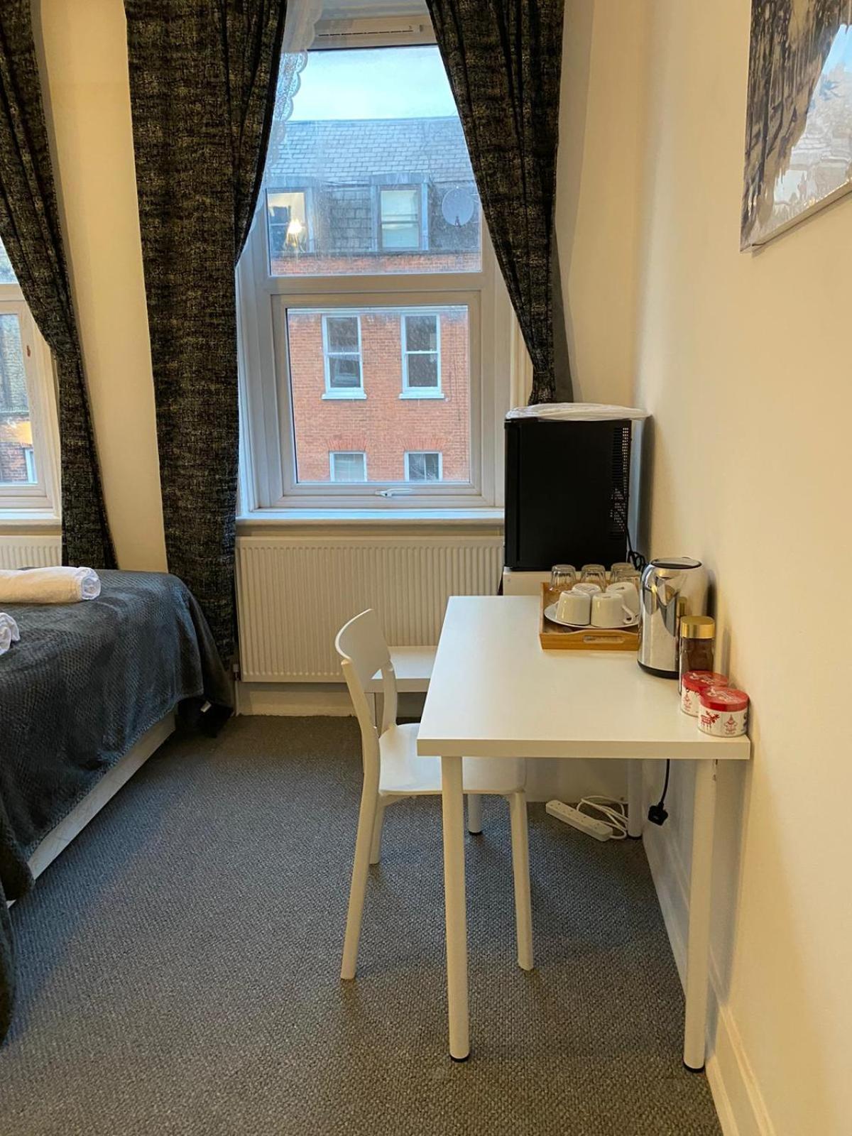 Homestay Russell Square Private