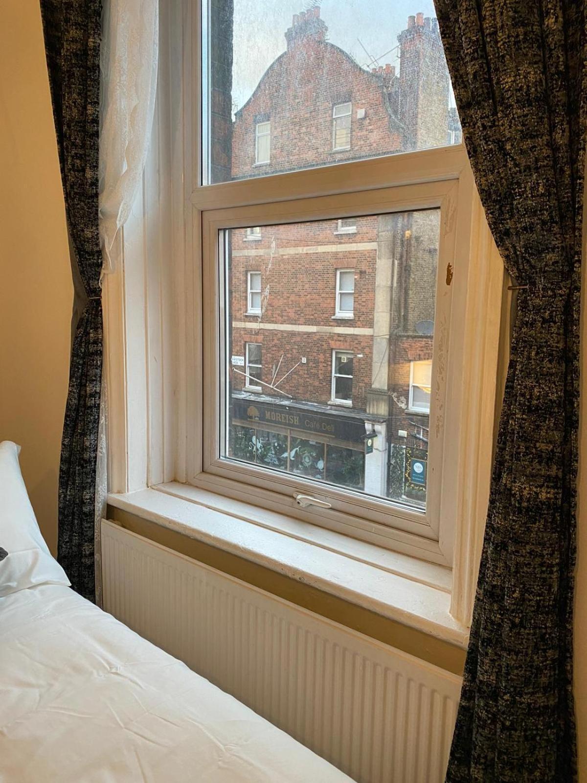 Russell Square Private Homestay *